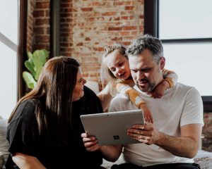 surface-2pZ4nf3KjME-unsplash